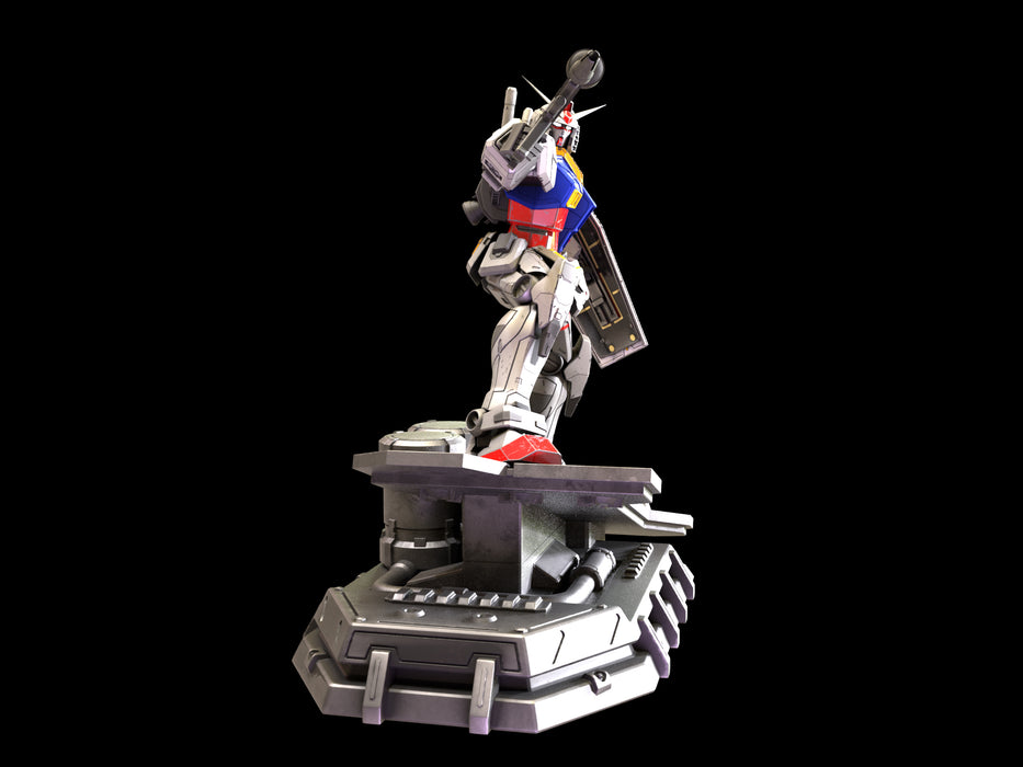 RX78 Gundam Statue