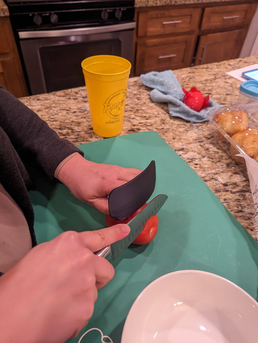 Finger Guards for Cutting