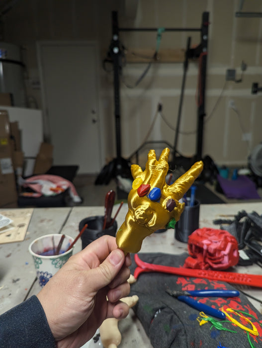 Infinity Strong Hand